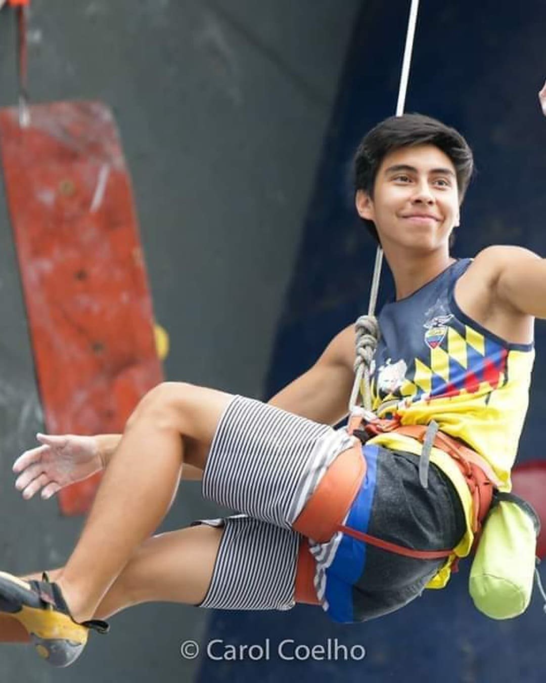 100471470_669188776973903_51389601524219904_n (1)-ig-portrait-1080-1350 (1)