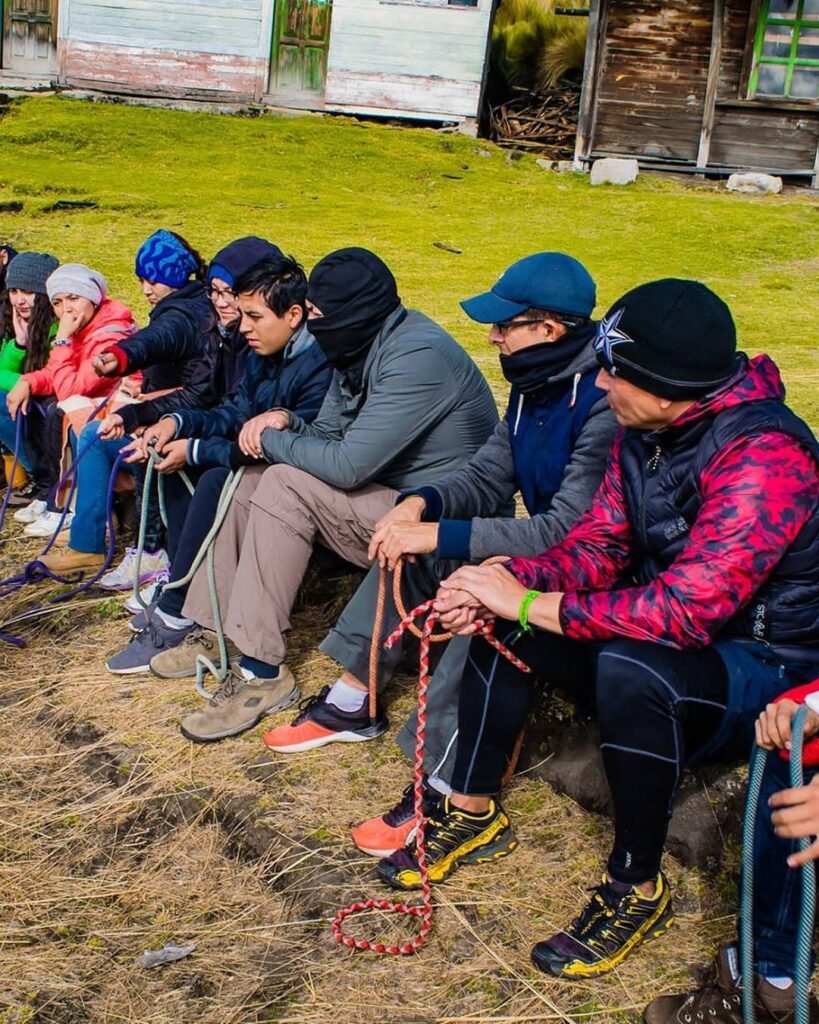 485156549_1745178599374910_2178686744152483079_n-ig-portrait-1080-1350 (1)