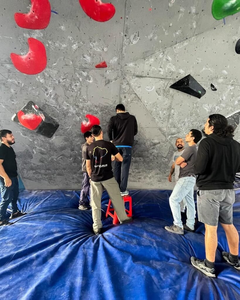 517172365_18512623297049415_5483470787545998003_n-ig-portrait-1080-1350 (1)