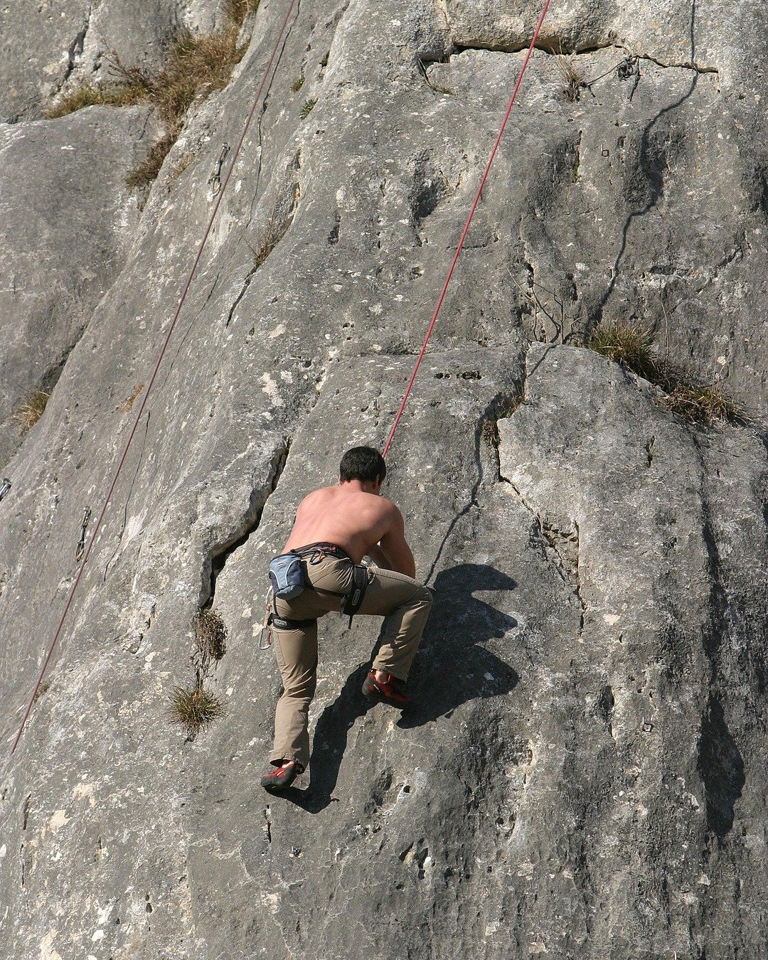 climb-231665_1920-ig-portrait-1080-1350