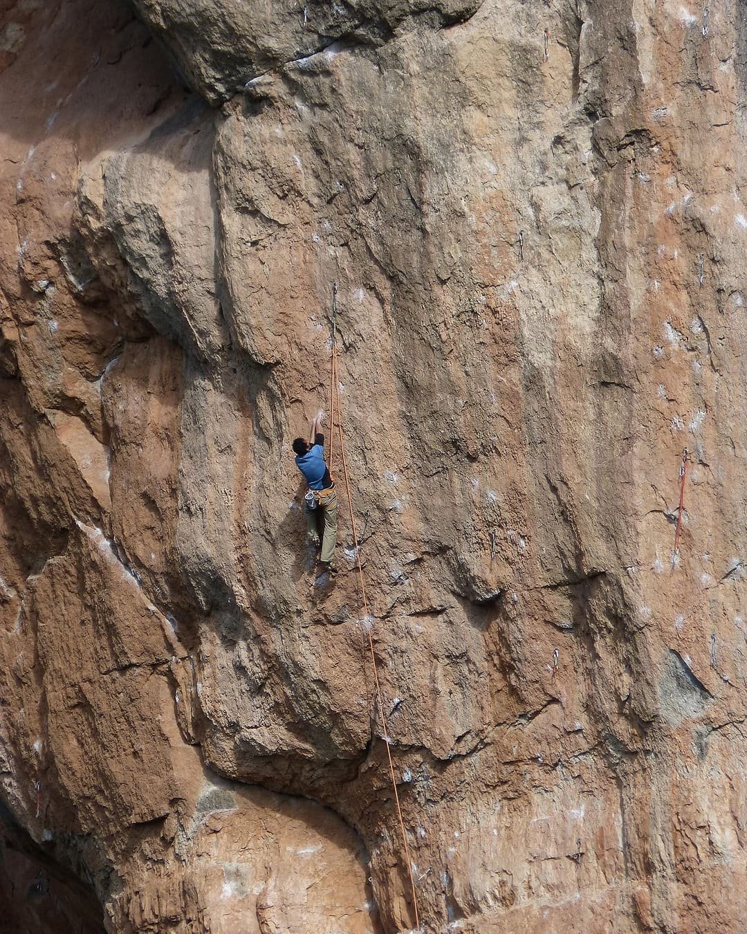 escalation-1173552_1920-ig-portrait-1080-1350 (1)