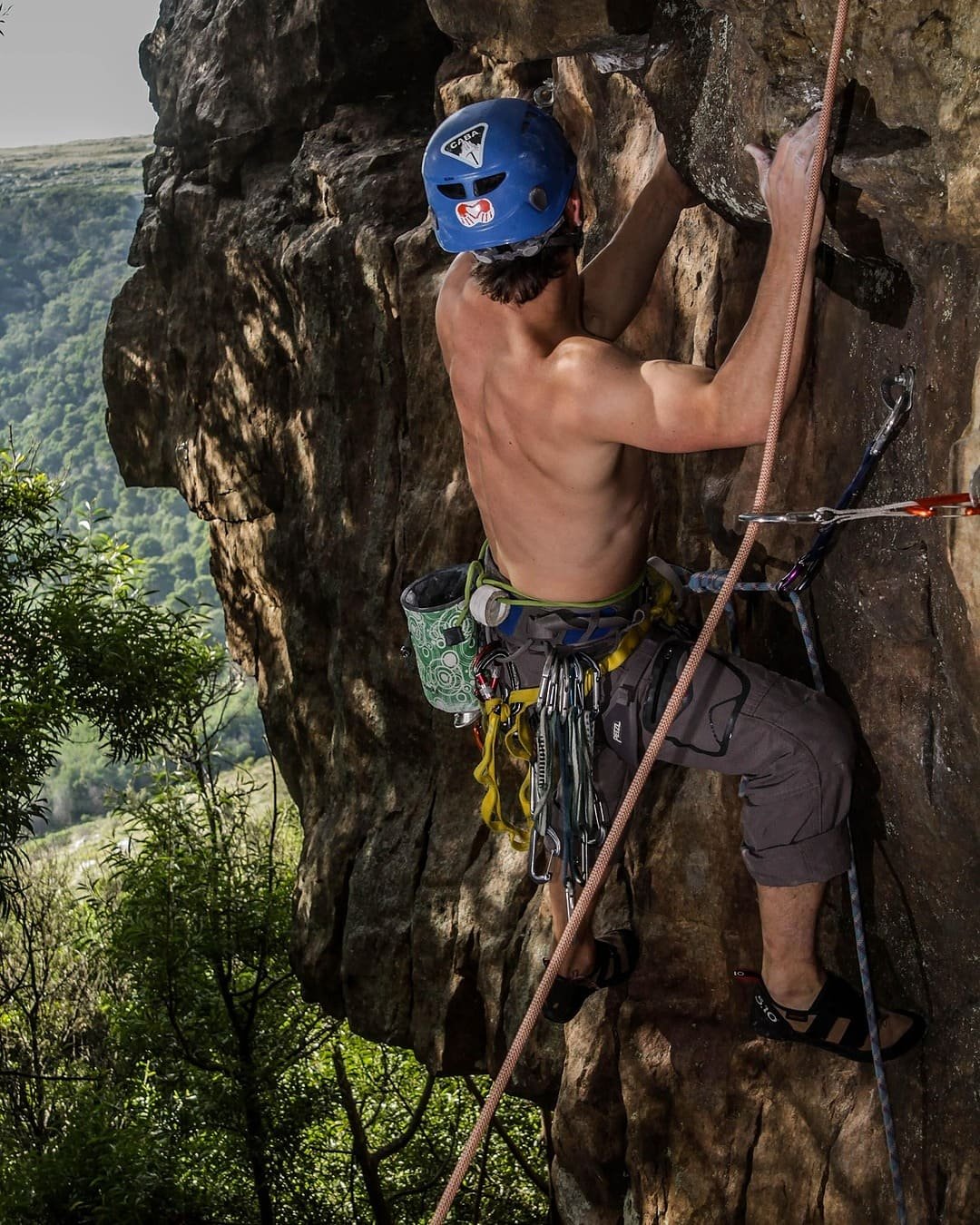 escalation-2301678_1920-ig-portrait-1080-1350 (1)